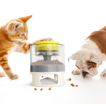 The New Pet Cat Supplies Training Fun Dog Toy Food Utensils Press The Ejector Training Slow Food Leaking Device